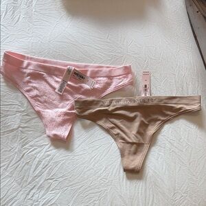 Victoria's Secret Thongs 2-pack NWT!